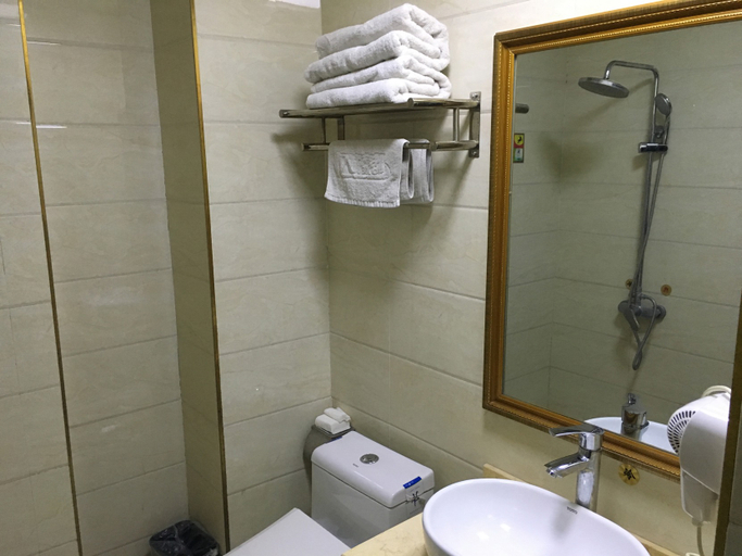 Bathroom 2, Yicheng Haodu Hotel, Xianyang