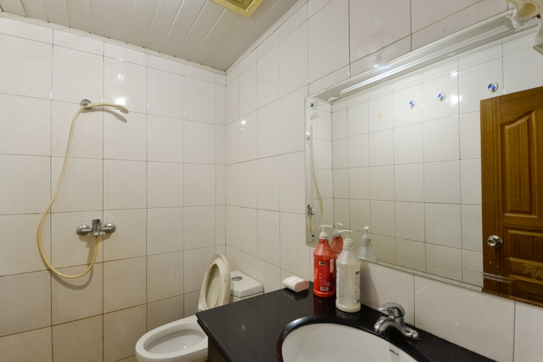 Bathroom 3, Linhai City And Hotel, Taizhou