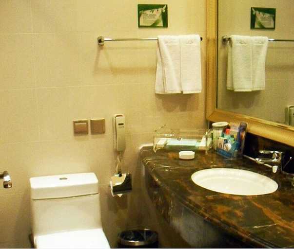 Bathroom, Jinjiang Hotel Qianan, Tangshan