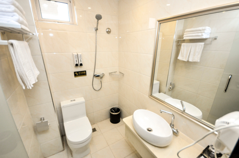 Bathroom 2, Youyi Selected Hotel (Langfang High-Speed Railway Station Tianhe Antique City), Langfang