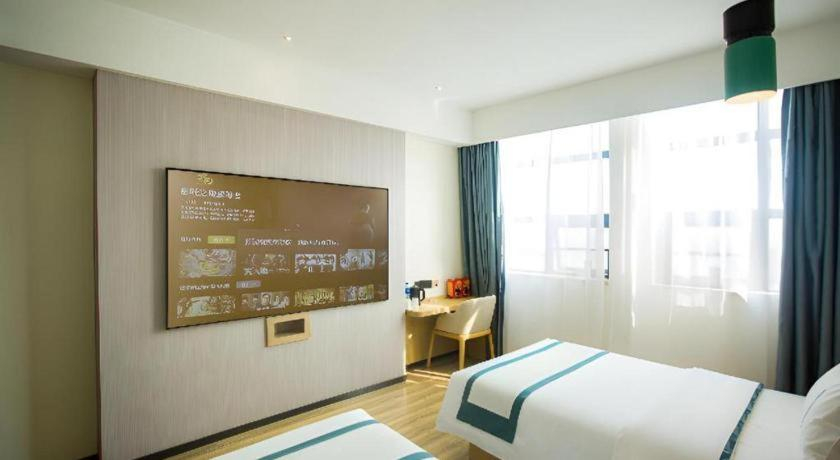 Bedroom 2, City Comfort Inn Chibi Walking Street, Xianning