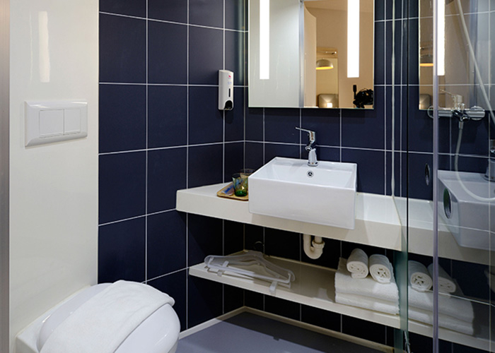 Bathroom 4, Hanting Hotel Shenzhen Huaqiangbei Zhenxing Road, Shenzhen