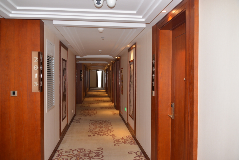 Others 4, New Century Hotel, Pingliang