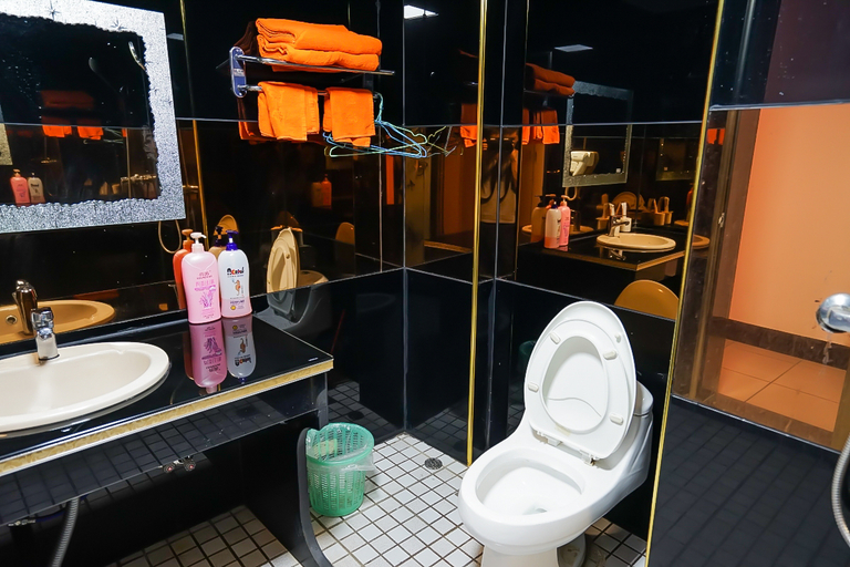 Bathroom 3, Chunlin Hotel, Xiamen