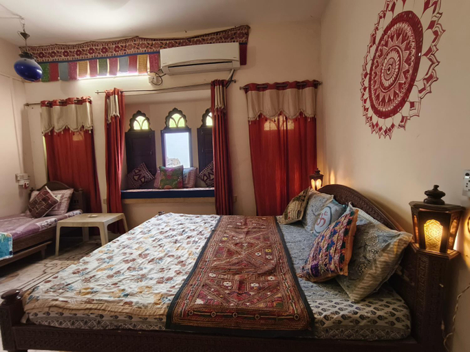 Bedroom 2, Incredible's Homestay - Inside Fort, Jaisalmer