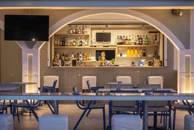 Food & Drinks 5, Athina apartments, Ionian Islands