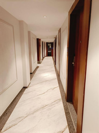 Public Area 2, HOTEL BAWA INN, Surat