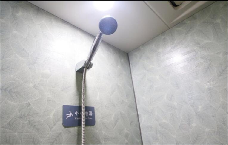 Bathroom 4, Ji Hotel (Shanghai Caohejing, Lianhua Road), Shanghai