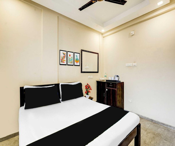 Room 5, Deluxe Room RK Residency, Coimbatore