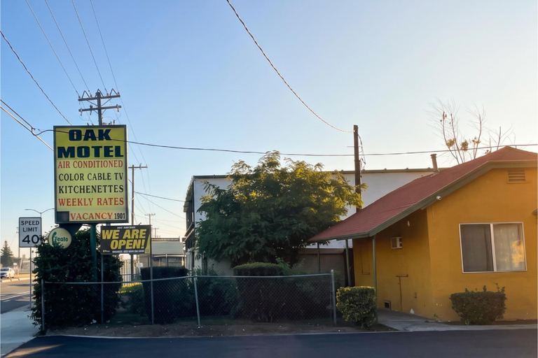 Others 4, Oak Motel Modesto CA, Stanislaus