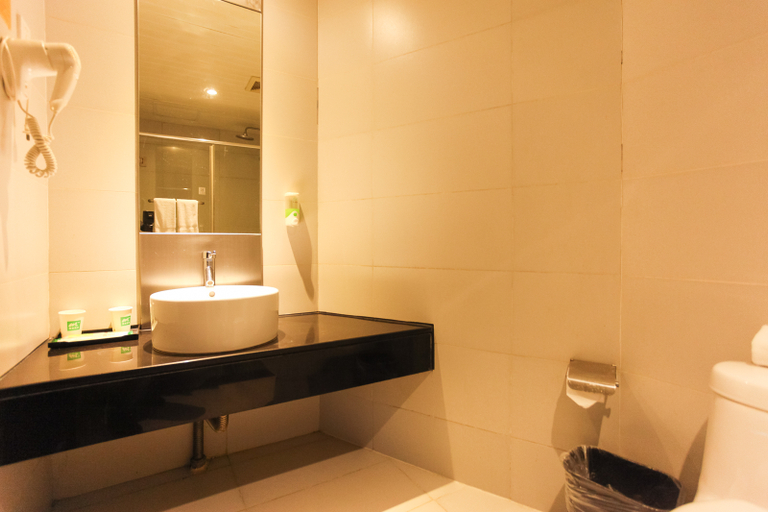 Bathroom 3, Meierju Hotel (Wuxi Changjiang Road,Xinguang Road Metro Station), Wuxi