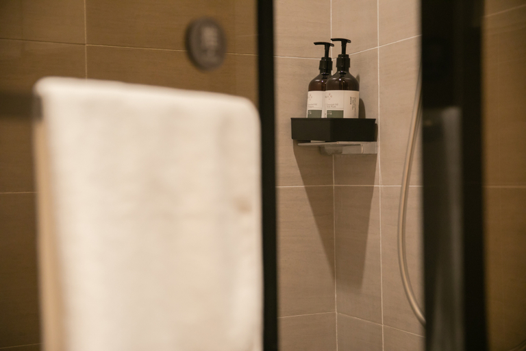 Bathroom 4, Ji Hotel Daxing Biomedical Base Hotel, Beijing