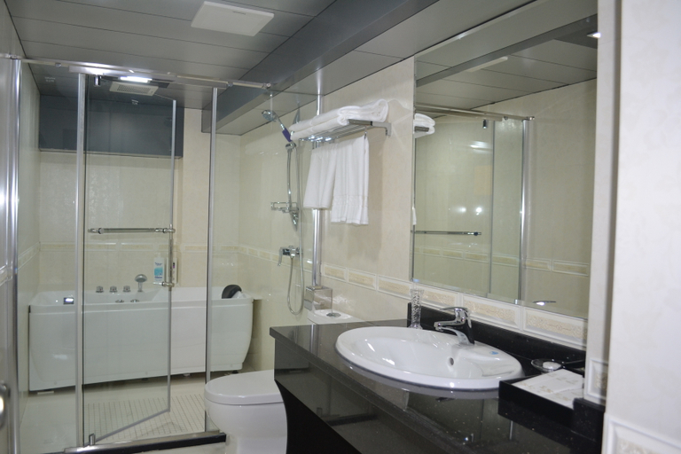 Bathroom, Huafei Haojiang Hotel, Quanzhou