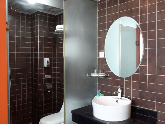 Bathroom 4, Hanting Hotel Beijing Xidan Center, Beijing