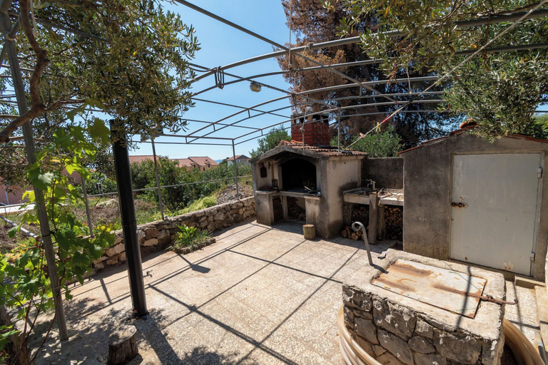 BBQ/picnic area, Apartment Rooftop Valerija, Okrug