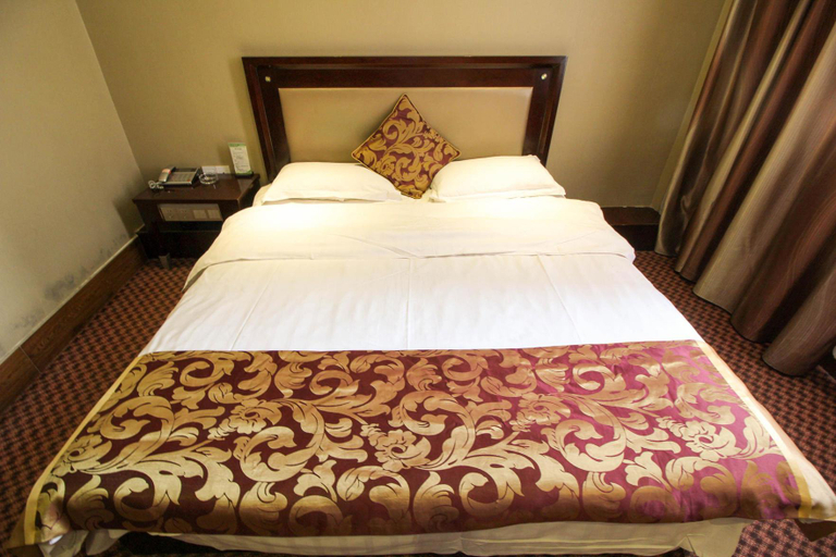 Bedroom, Shuyang Sanhe Hotel, Puyang