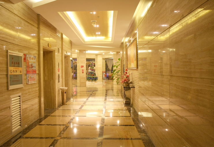 Others 5, Hong He Hotel, Kunming