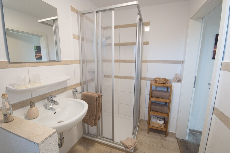 Bathroom 5, N Hotel, Coesfeld