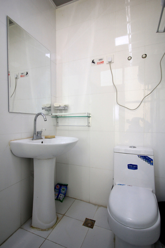 Bathroom 3, Sanhexing Inn (Yantai Development Zone), Yantai