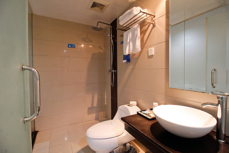Bathroom 2, Tuji Hotel (Huaihe Road Pedestrian Street), Hefei