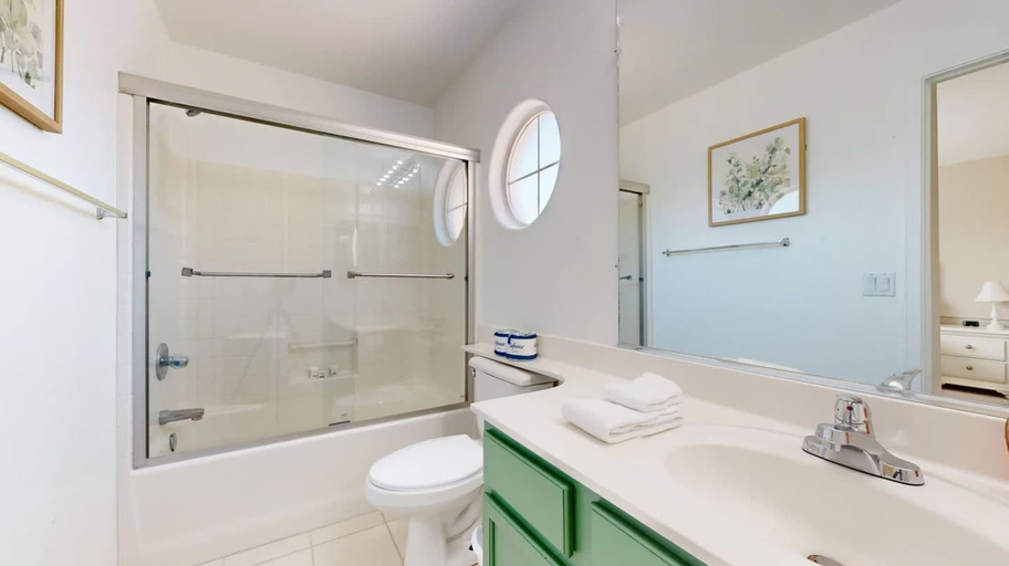 Room 3, Sleeps 10 Heated Pool Putt Putt Dogs Welcome, Maricopa