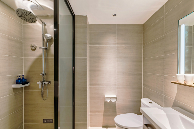Bathroom 5, HanTing Hotel (Shangqiu Beihai East Road), Shangqiu
