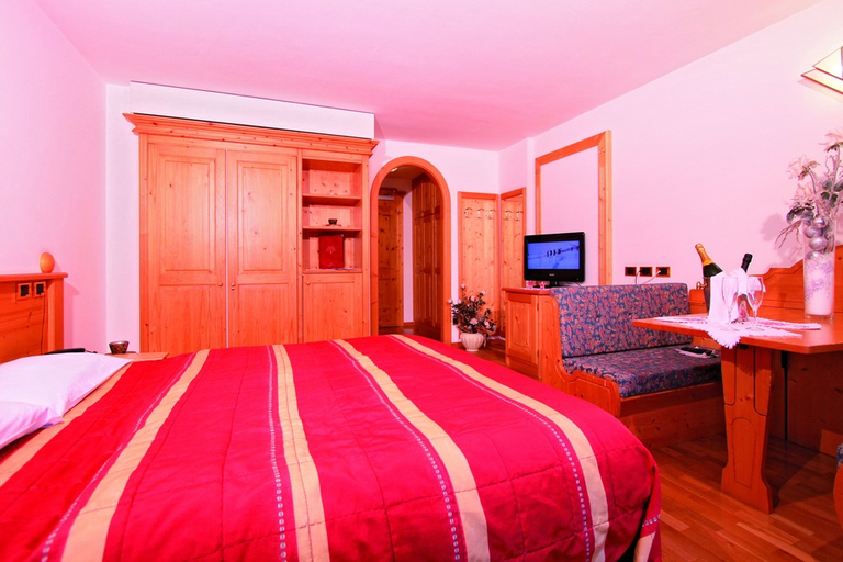 Bedroom 3, ルビノ エグゼクティブ(Hotel Rubino Deluxe), Trento