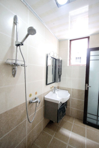 Bathroom 2, Qingcheng Houshan ·Yueting Lanshe Hot Spring Homestay, Chengdu