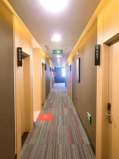Others 3, Hotel Shangkeyou (Praça Central de Pingquan), Chengde