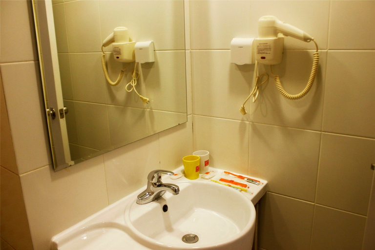 Bathroom, ホーム インホテル·neo(西安鐘樓五路口地下鉄駅)(如家酒店·neo(西安钟楼五路口地铁站店)), Xi'an