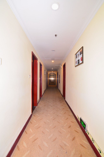 Others 3, Q+ Baotou Yiren Hotel (Donghe Central Hospital), Baotou