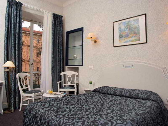 Bedroom 2, Hotel Villa Victoria, Alpes-Maritimes