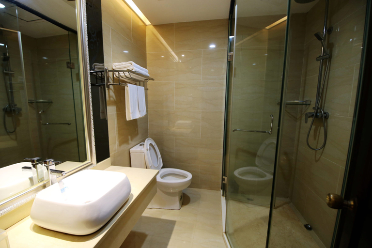 Bathroom 2, Xianyou Yue Hua Hotel, Putian