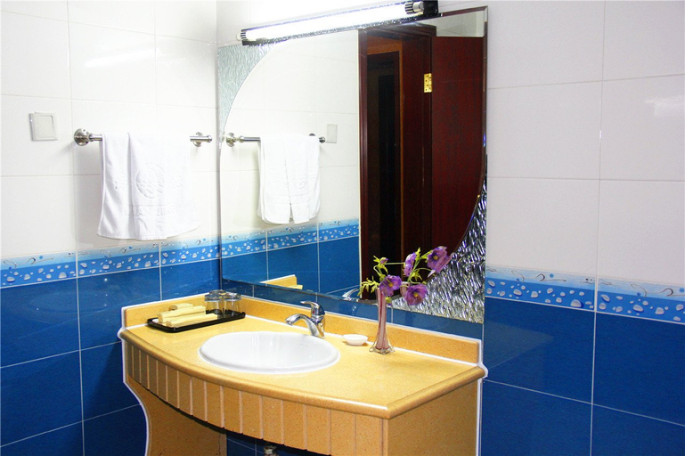 Bathroom, Zhangzhou Shengli Business Hotel, Zhangzhou