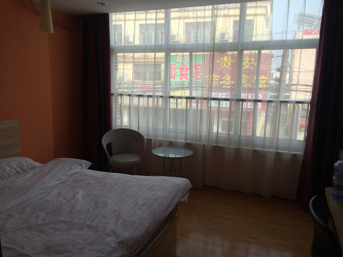 Bedroom 2, Jiaxiang Yijia Hotel, Jining