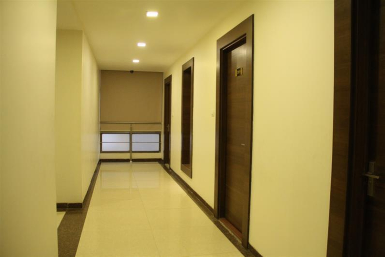 Other 5, Townhouse Prahladnagar, Ahmadabad