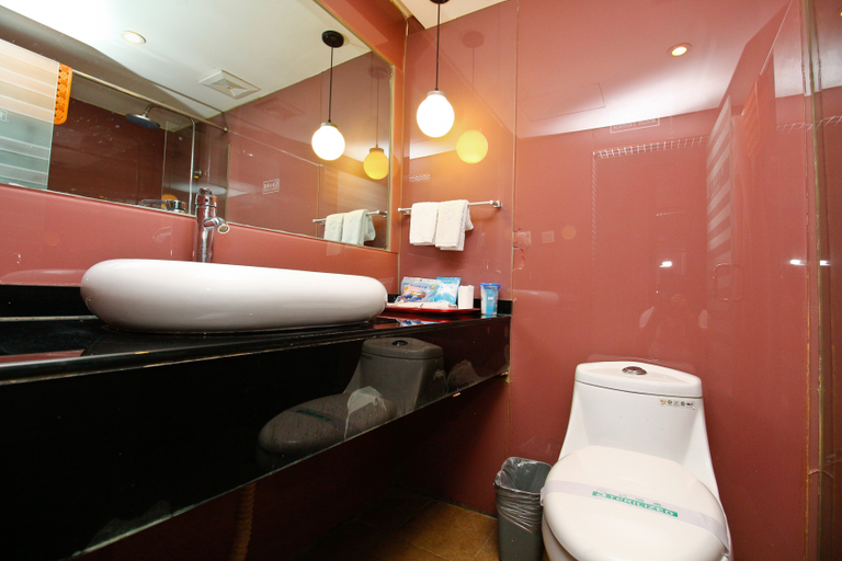 Bathroom 3, Baoji Hotel (Railway Station Branch), Baoji