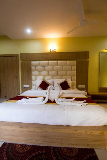 Bedroom 3, The River Front Resort, Satna