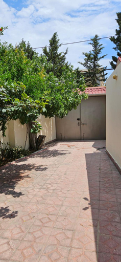 Others 4, Casa Villa, Baku