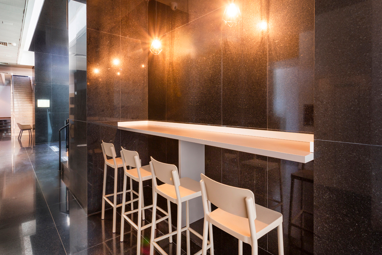 Food & Drinks 4, B&B HOTEL e Apartamentos Felgueiras, Felgueiras
