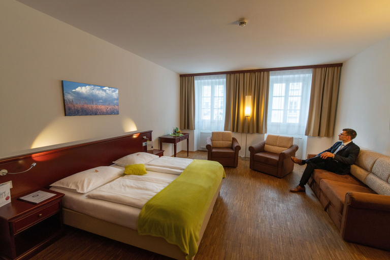 Bedroom 2, Stadthotel Waidhofen an der Thaya, Waidhofen an der Thaya