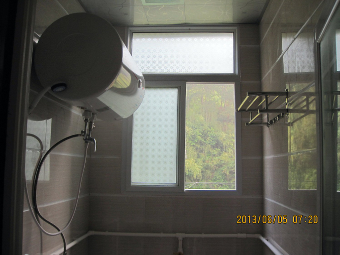 Bathroom, Guanjing Floor Inn, Zhangjiajie
