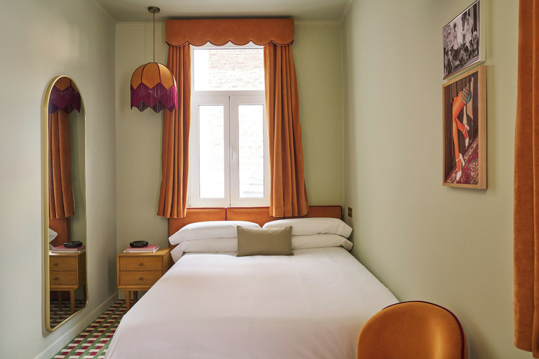 Bedroom 4, Le Berger Latroupe Hotel, Bruxelles