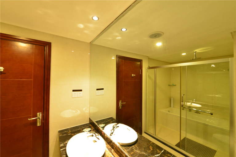 Bathroom, Wuyishan Yiyang Resort Hotel (Yinxiang Dahongpao), Nanping