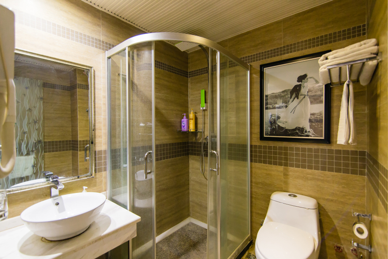 Bathroom 2, ブティックテーマホテル(), Nanyang