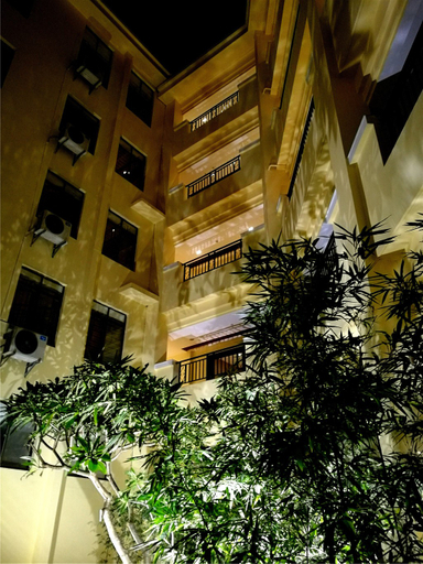 Exterior & Views 2, Jinggu Yingjiang International Hotel, Pu'er