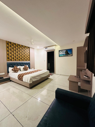 Bedroom 5, Hotel Heritage inn, Vadodara