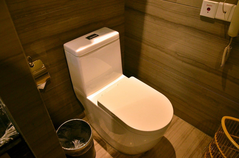 Bathroom 2, C. H. Jingming Hotel, Changsha