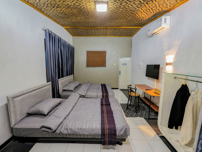 Room 2, Oemah 85 Syariah, Banyumas