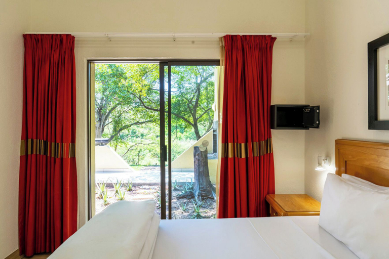 Bedroom 3, First Group Sanbonani Resort, Ehlanzeni
